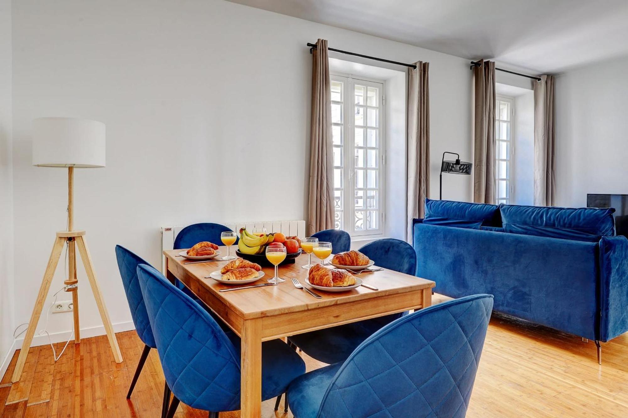 Champs-Elysees - 2Br With Balcony - Cityapartmentstay Париж Экстерьер фото